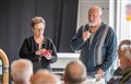 Föreläsarna Kjell och Karin berättar om sin änventyr under jordenruntresa på motorcykel.jpg